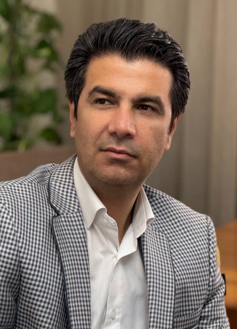 دکتر مسعود اعرابی مدیرکل ایران اسکوکواکس